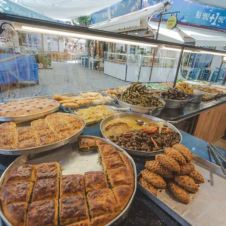 White Orange イズミル