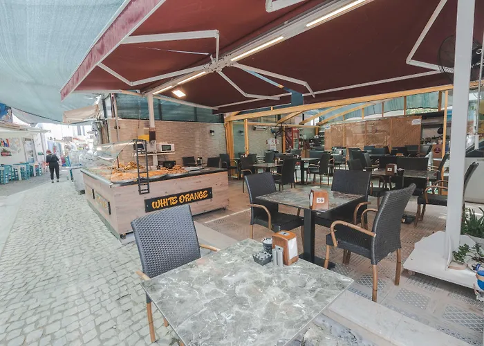 White Orange איזמיר