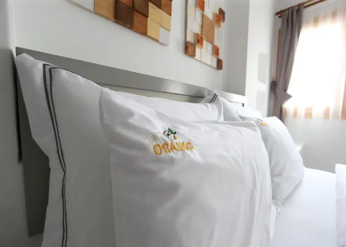 Hotel White Orange 3*