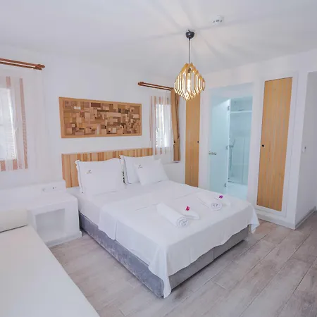 White Orange Hotel