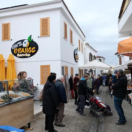 White Orange Szálloda