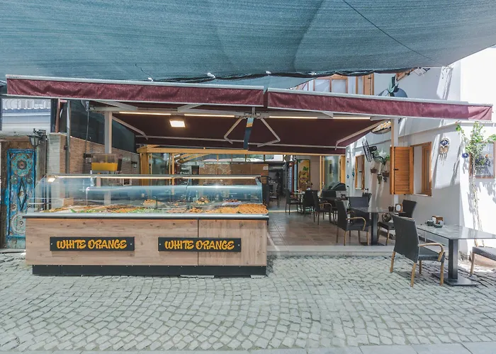 Hotell White Orange 3*