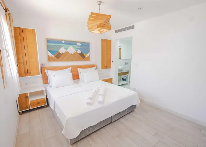 Hotel White Orange Esmirna